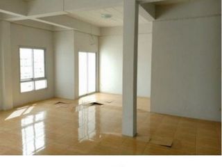 For sale 5 bed retail Space in Mueang Kalasin, Kalasin