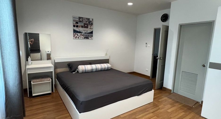 For rent and for sale 3 bedrooms house in Lak Si, Bangkok