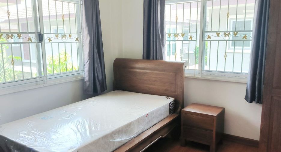 Casa en alquiler de 3 habitaciones en San Kamphaeng, Chiang Mai