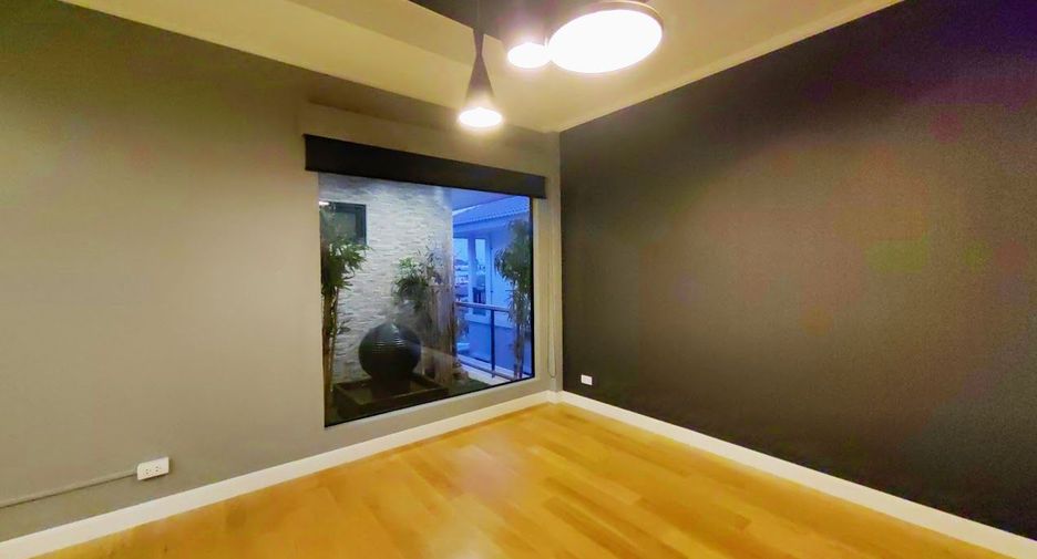 For sale 6 ベッドルーム house in Bang Kapi, Bangkok