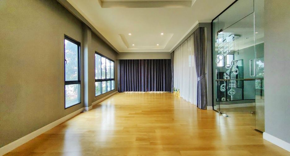 For sale 6 ベッドルーム house in Bang Kapi, Bangkok