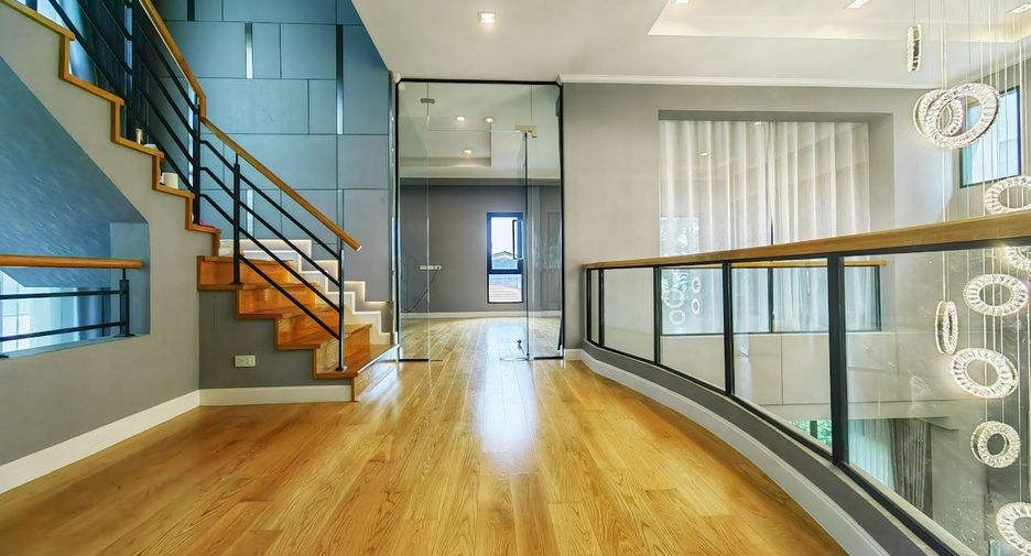 For sale 6 ベッドルーム house in Bang Kapi, Bangkok