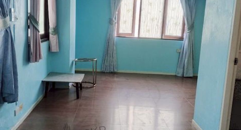 For sale 1 bed condo in Bang Na, Bangkok