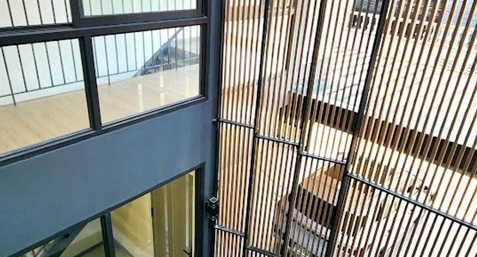For sale 3 bedrooms house in Phra Khanong, Bangkok