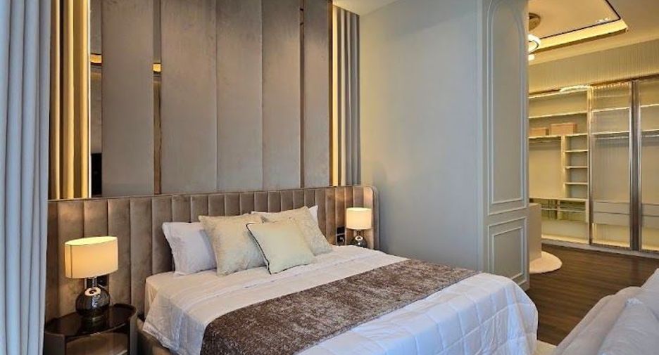 For sale 4 bedrooms house in Bang Phli, Samut Prakan