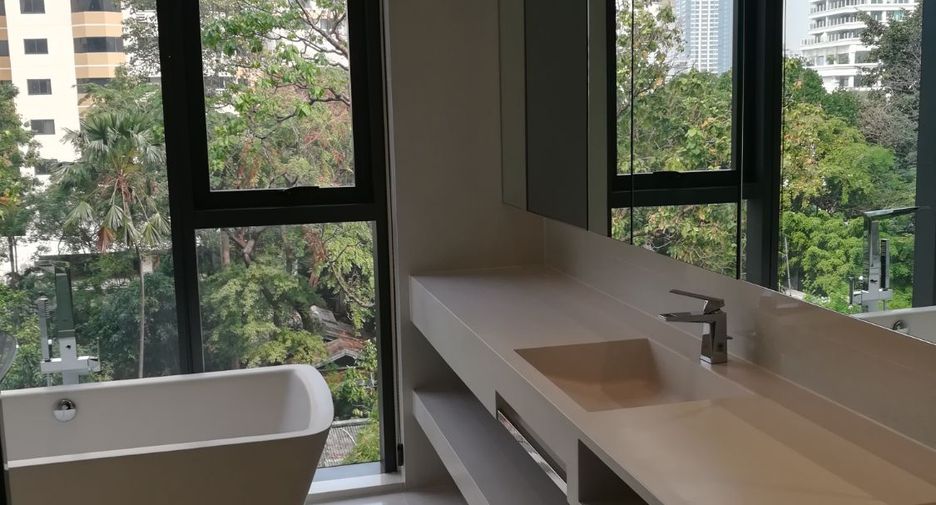出租 2 卧室 公寓 在 Khlong Toei, 曼谷