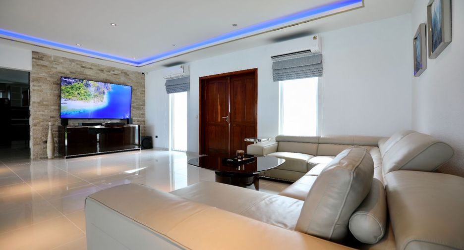 Villa en venta de 4 habitaciones en Bang Lamung, Chonburi