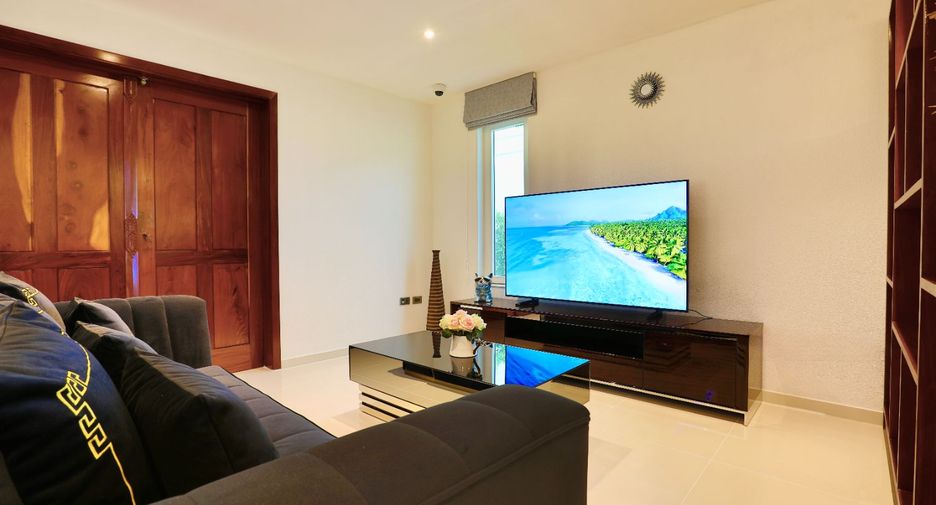 Villa en venta de 4 habitaciones en Bang Lamung, Chonburi