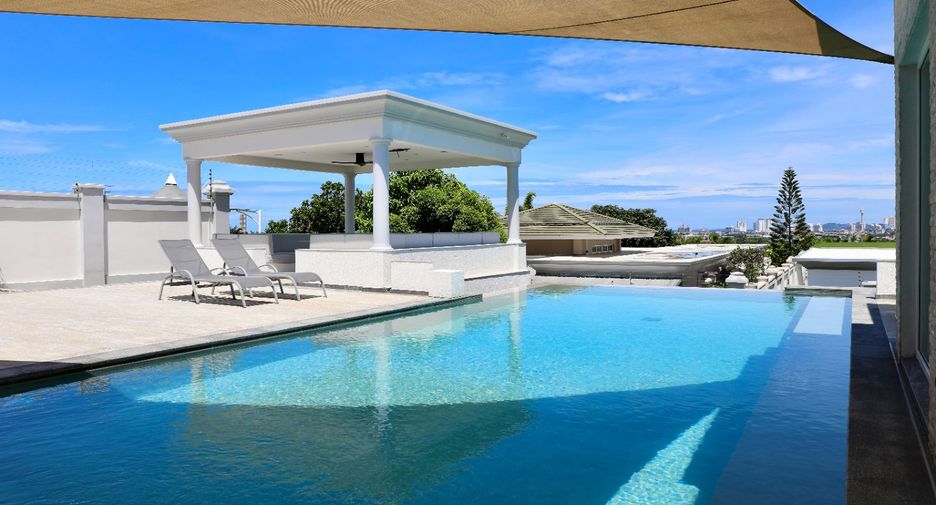 Villa en venta de 4 habitaciones en Bang Lamung, Chonburi