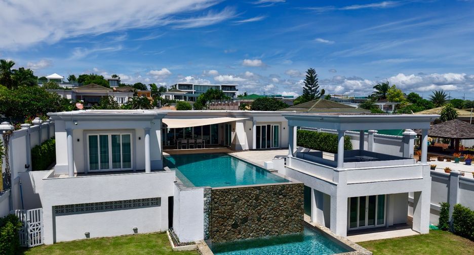 Villa en venta de 4 habitaciones en Bang Lamung, Chonburi