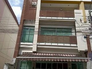 ขาย 3 ห้องนอน ทาวน์เฮ้าส์ ใน จตุจักร, กรุงเทพฯ