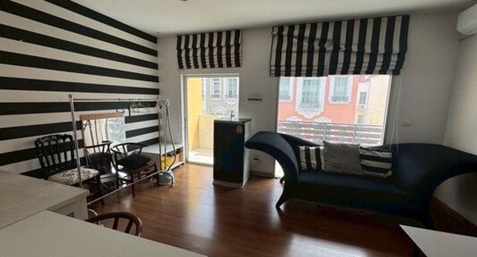 Casa adosada en venta de 3 habitaciones en Chatuchak, Bangkok