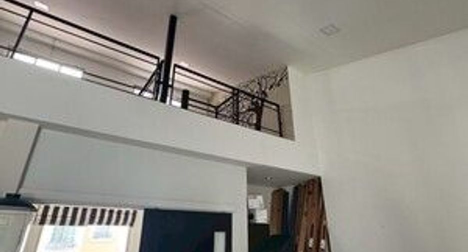 Casa adosada en venta de 3 habitaciones en Chatuchak, Bangkok