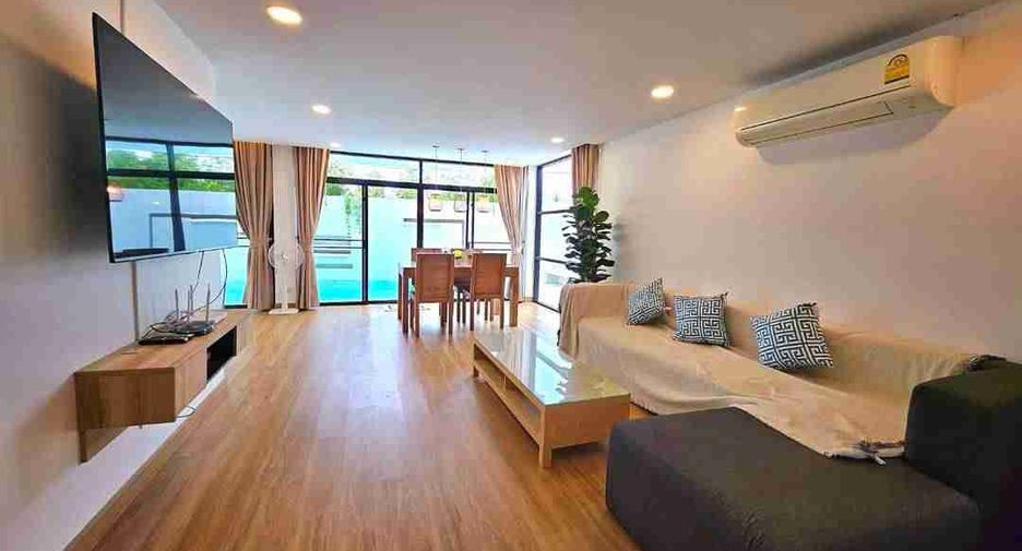 Villa en alquiler y en venta de 4 habitaciones en Mueang Chiang Mai, Chiang Mai