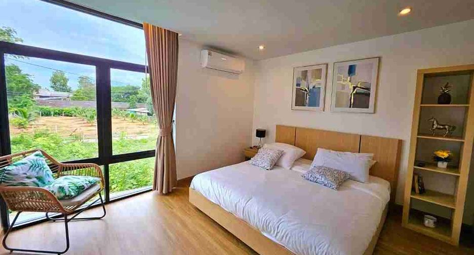 Villa en alquiler y en venta de 4 habitaciones en Mueang Chiang Mai, Chiang Mai