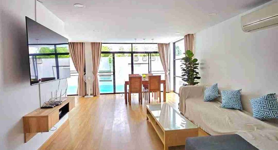 Villa en alquiler y en venta de 4 habitaciones en Mueang Chiang Mai, Chiang Mai