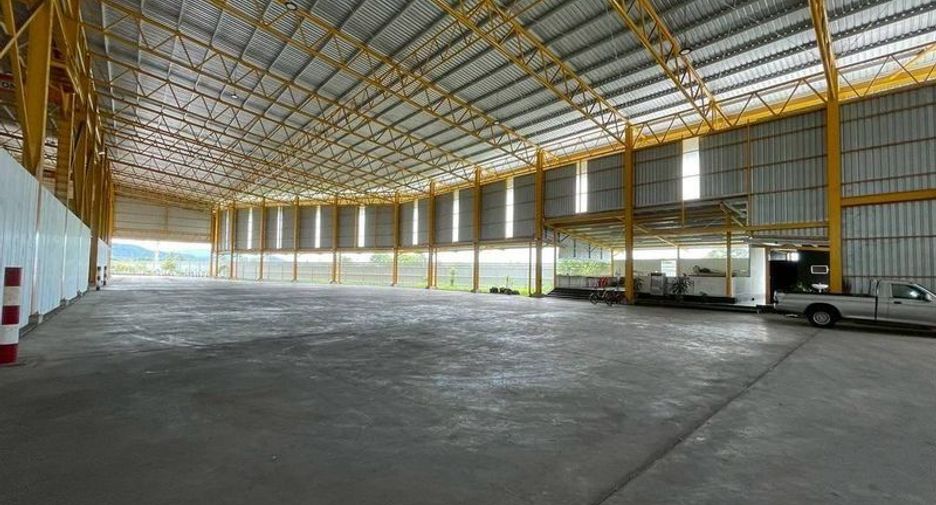 For sale warehouse in Si Racha, Chonburi