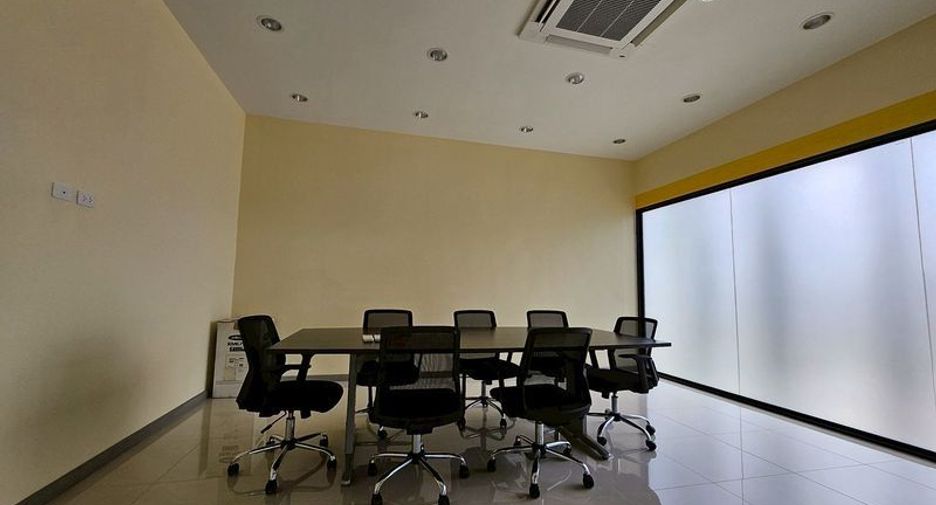 For sale warehouse in Si Racha, Chonburi