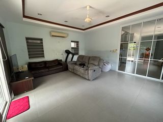 For rent 4 bedrooms house in Thawi Watthana, Bangkok