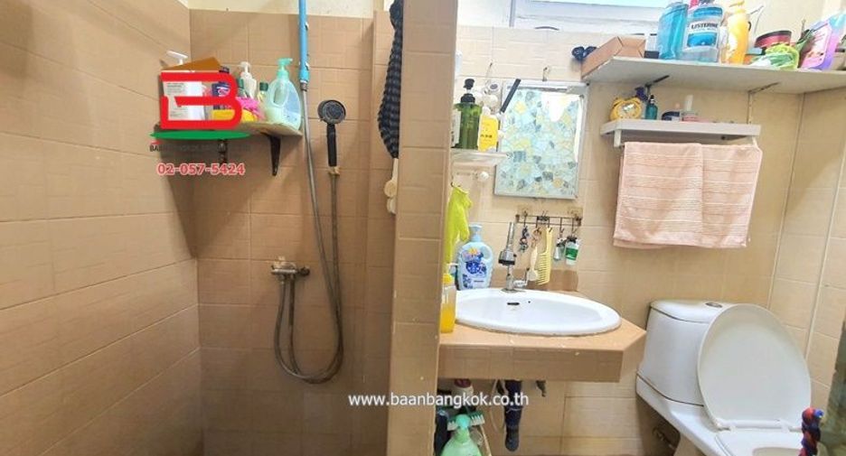 Продажа 2 спальни таунхаус в Кхан На Яо, Бангкок