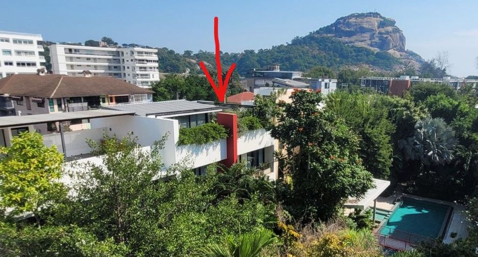 For sale 4 bedrooms townhouse in Hua Hin, Prachuap Khiri Khan