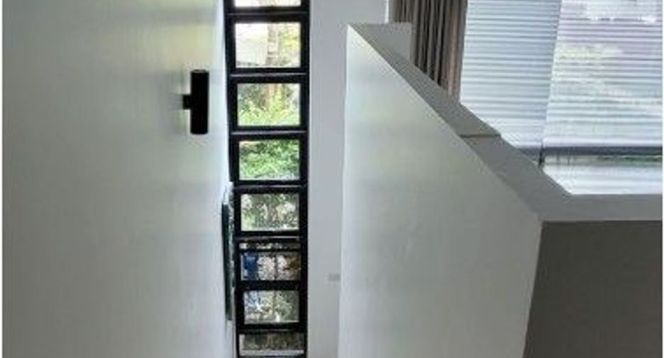 For sale 4 bedrooms townhouse in Hua Hin, Prachuap Khiri Khan
