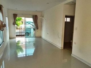 For sale 1 bed townhouse in Mueang Samut Sakhon, Samut Sakhon