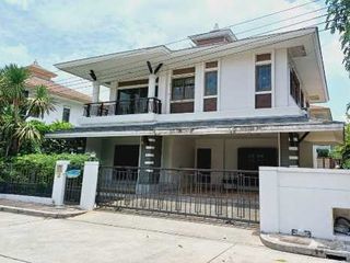 For rent 3 bed house in Mueang Nonthaburi, Nonthaburi