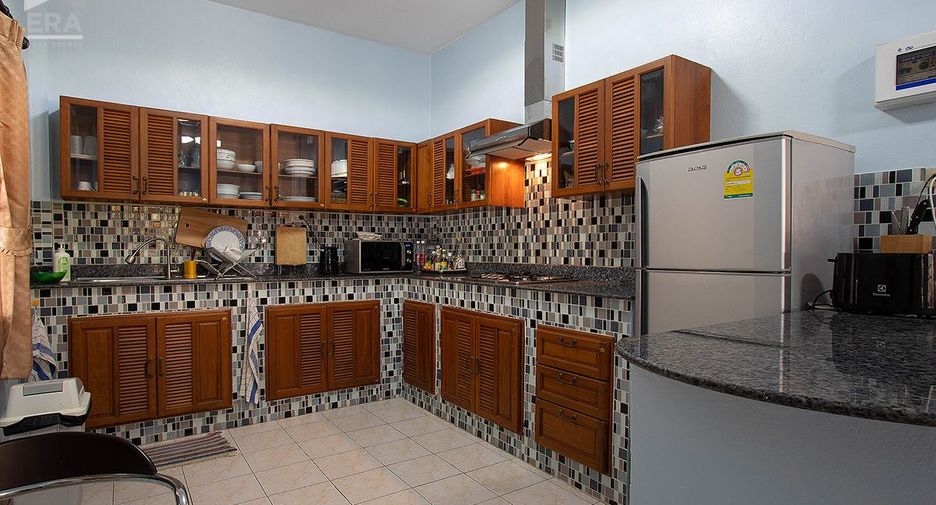 Haus zum Kauf mit 3 Zimmer in Ban Chang, Rayong