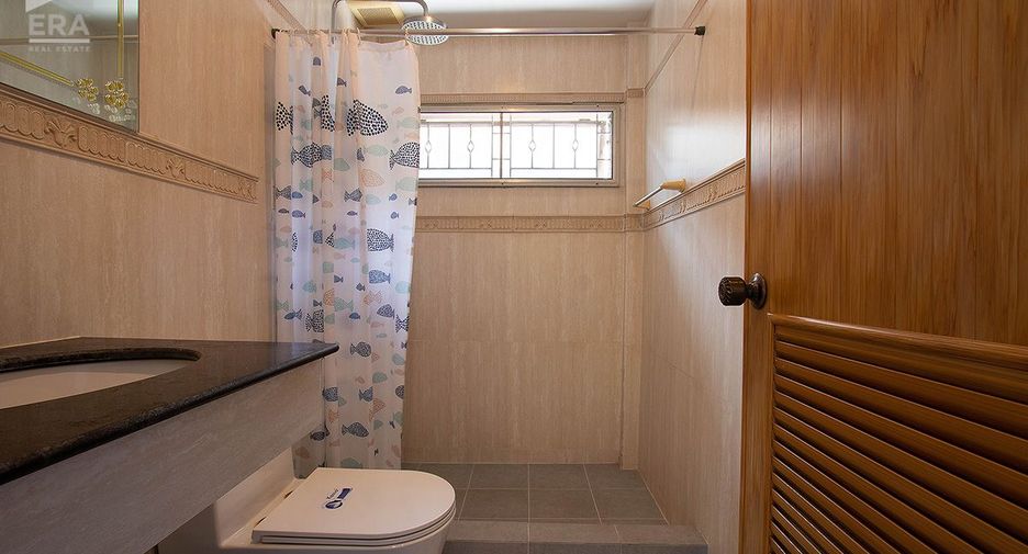 Haus zum Kauf mit 3 Zimmer in Ban Chang, Rayong