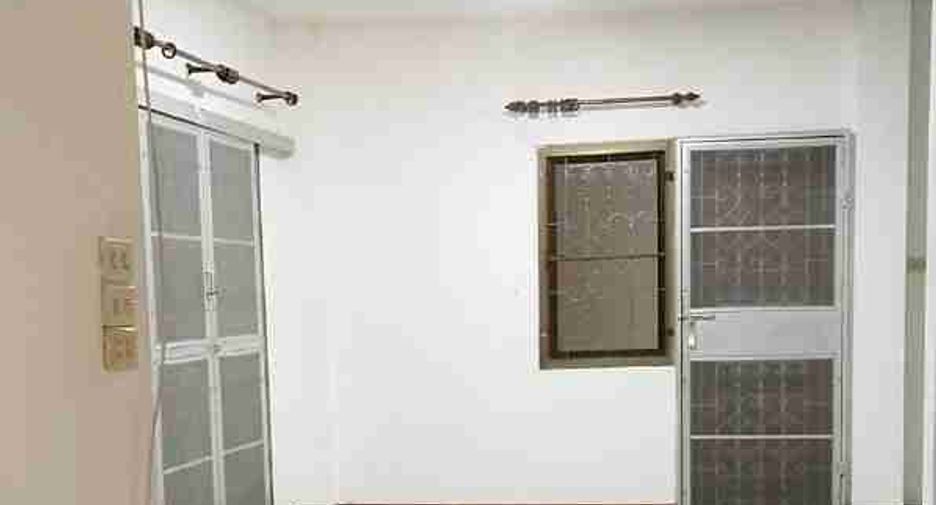À vendre 2 chambres maison à Lat Krabang, Bangkok