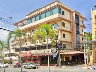 For sale 34 bed serviced apartment in Bang Lamung, Chonburi