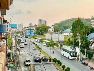 For sale 34 bed serviced apartment in Bang Lamung, Chonburi