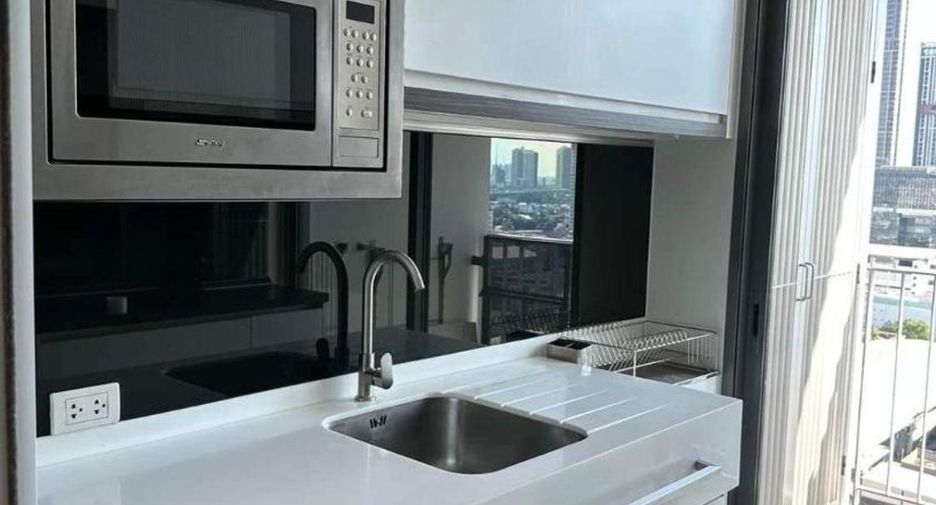 Condo en venta de 1 habitaciones en Phra Khanong, Bangkok