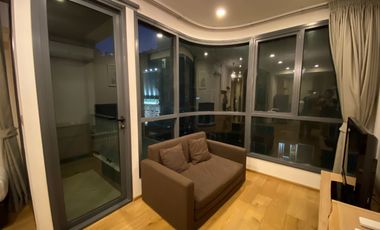 For rent 1 bed condo in Pathum Wan, Bangkok