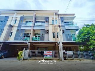 For sale 3 Beds townhouse in Mueang Nonthaburi, Nonthaburi