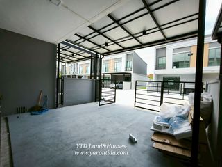 For rent 3 bedrooms townhouse in Bang Phli, Samut Prakan