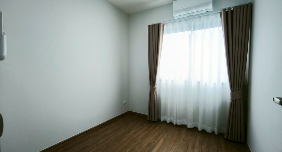 For rent 3 bedrooms townhouse in Bang Phli, Samut Prakan