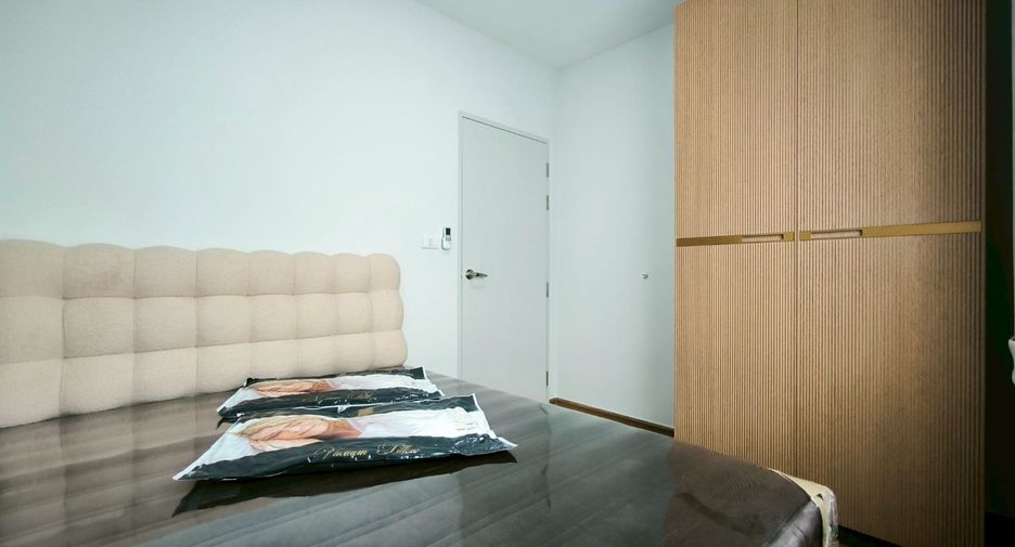 For rent 3 bedrooms townhouse in Bang Phli, Samut Prakan