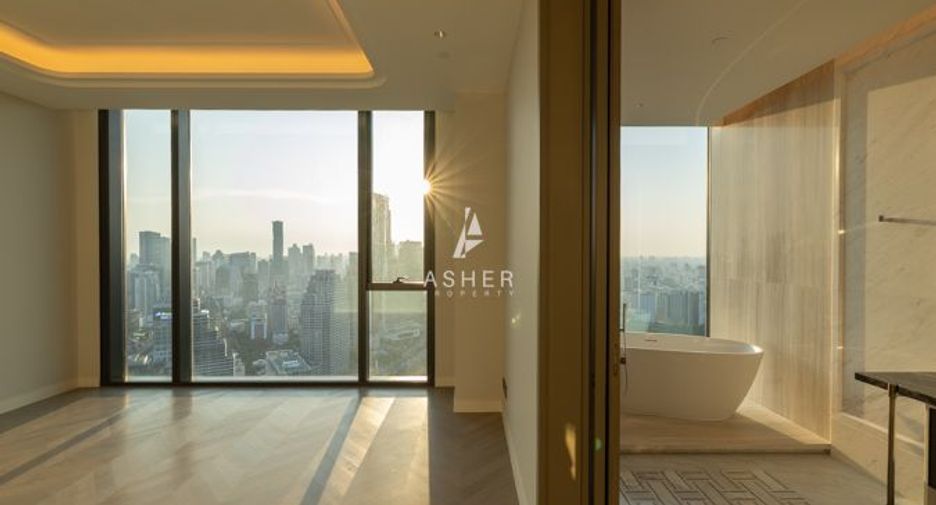For sale 3 bedrooms condo in Sathon, Bangkok
