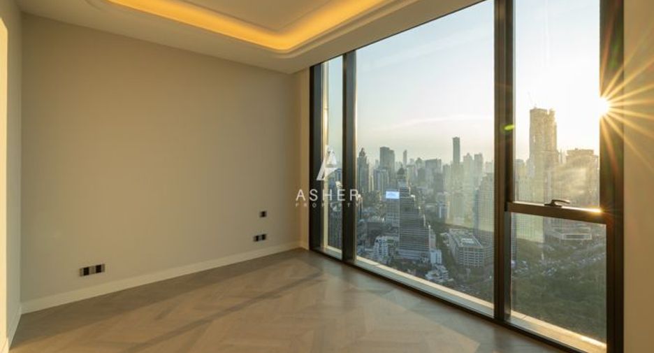 For sale 3 bedrooms condo in Sathon, Bangkok
