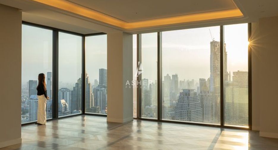 For sale 3 bedrooms condo in Sathon, Bangkok