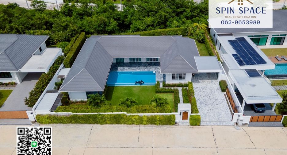 For sale 3 bedrooms villa in Hua Hin, Prachuap Khiri Khan