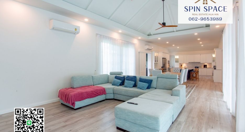 For sale 3 bedrooms villa in Hua Hin, Prachuap Khiri Khan