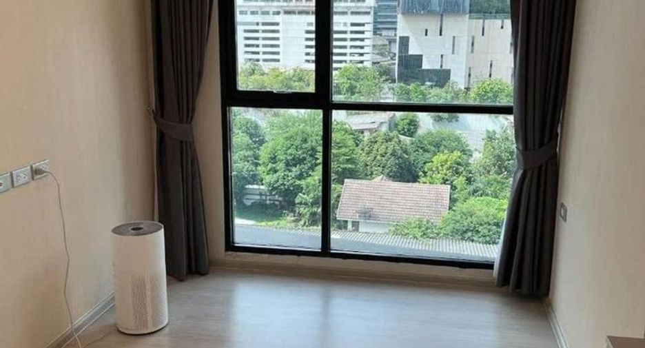 For sale 2 ベッドルーム condo in Khlong Toei, Bangkok