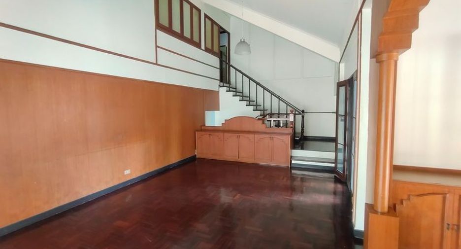 ขาย 3 ห้องนอน บ้านเดี่ยว ใน วัฒนา, กรุงเทพฯ