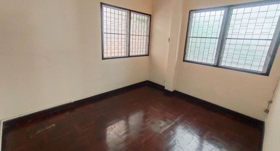 ขาย 3 ห้องนอน บ้านเดี่ยว ใน วัฒนา, กรุงเทพฯ