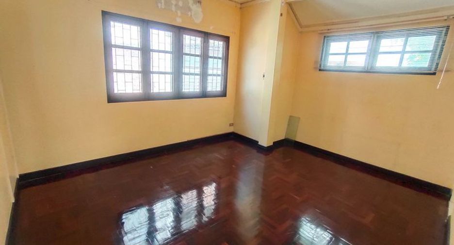 ขาย 3 ห้องนอน บ้านเดี่ยว ใน วัฒนา, กรุงเทพฯ