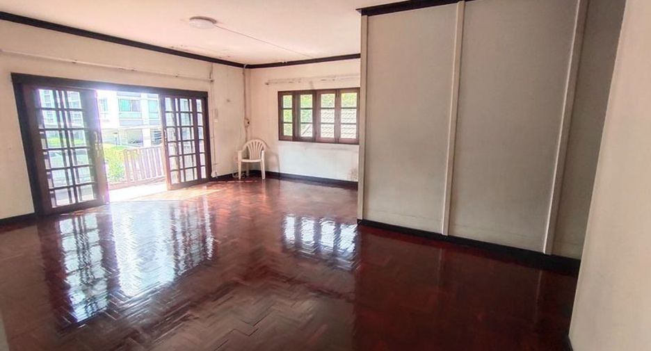 ขาย 3 ห้องนอน บ้านเดี่ยว ใน วัฒนา, กรุงเทพฯ