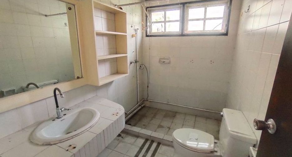 ขาย 3 ห้องนอน บ้านเดี่ยว ใน วัฒนา, กรุงเทพฯ